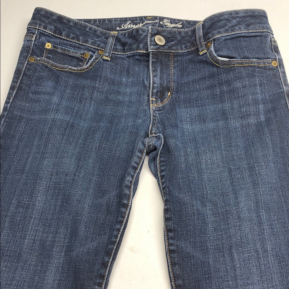 American Eagle Outfitters Women's Classic Blue Straight Leg Jeans
